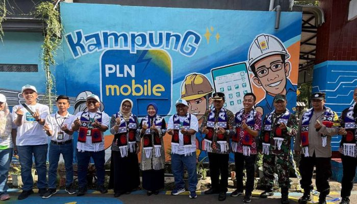 PLN Hadirkan Kampung PLN Mobile Kepanjen, Percepat Digitalisasi Layanan Listrik dan Internet