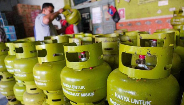 Hadapi Long Weekend Isra Miraj, Pertamina Tambah Pasokan LPG 3 Kg di Jawa Timur