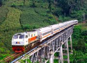 KAI Pastikan Seluruh Lokomotif Gunakan Biosolar B40, Dukung Energi Berkelanjutan