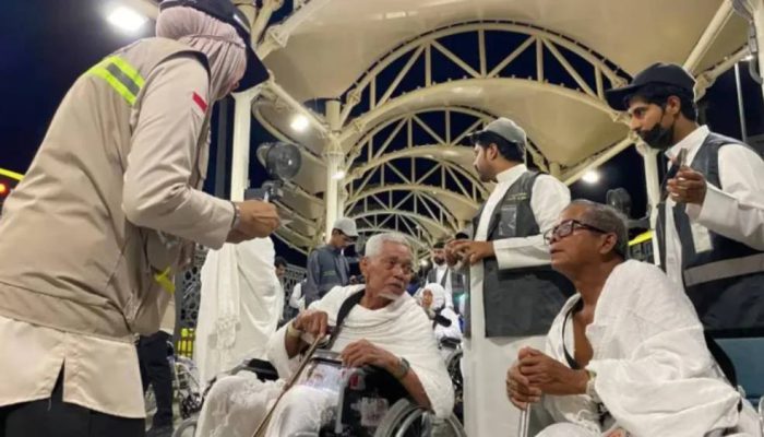 Membludaknya Jemaah, Tarif Kursi Roda di Masjidil Haram Tembus Dua Kali Lipat