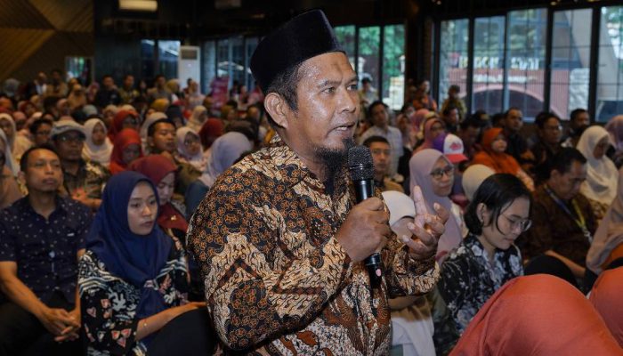 Telkomsel Dorong Transformasi Pendidikan Lewat “Terpujilah GURU” di Surabaya