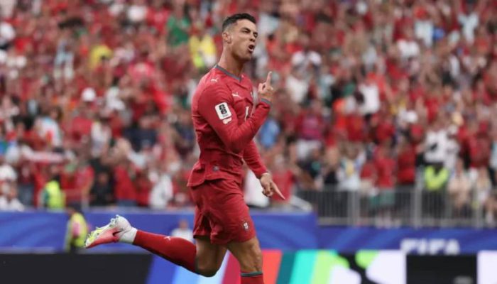 Brace Ronaldo Antar Portugal Permalukan Uzbekistan 5-0