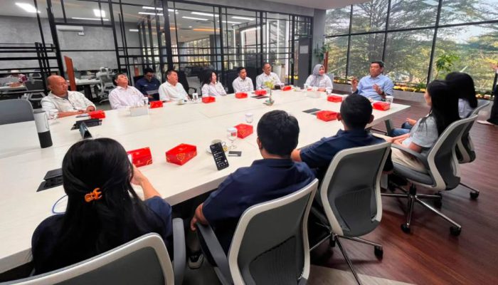 Sinergi TTL dan GINSI Jatim Dorong Pelayanan Kepelabuhanan Lebih Efisien