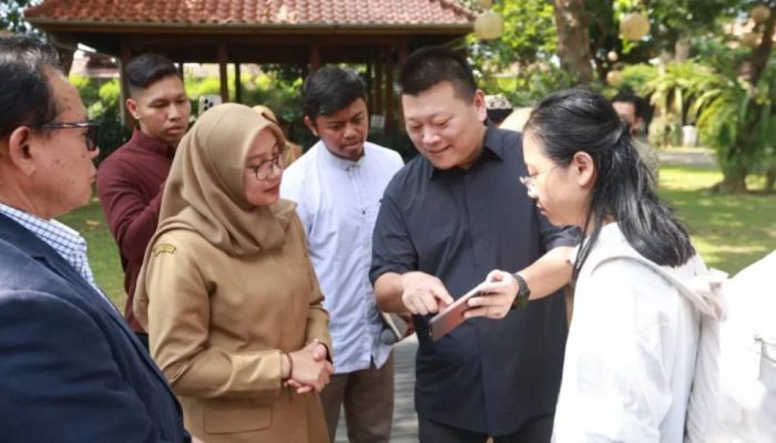 Lirik Potensi Kelautan Banyuwangi, Perusahaan Tiongkok MATA Ecology Garap Budidaya Tiram Berkelanjutan
