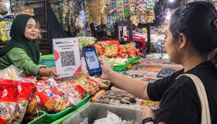 BRI Dorong UMKM Pasar Keputran Go Digital Lewat Fasilitas WiFi